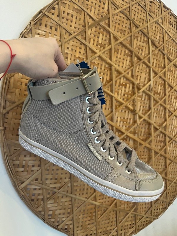 Adidas Buckle talle US 9