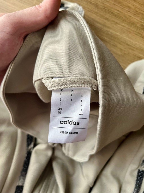 Adidas, foto 5 de 5