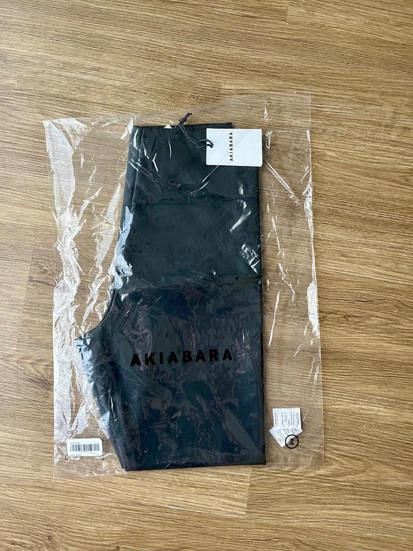 Akiabara talle M