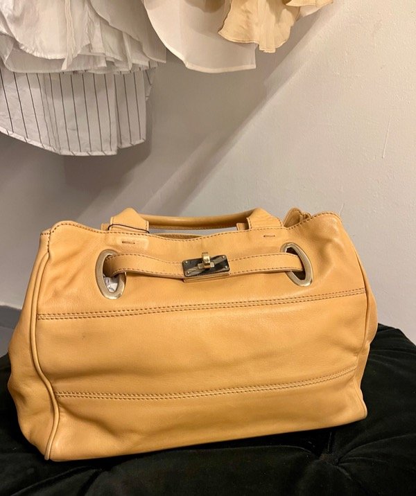 Armani talle ÚNICO