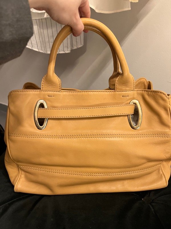 Armani, foto 3 de 6