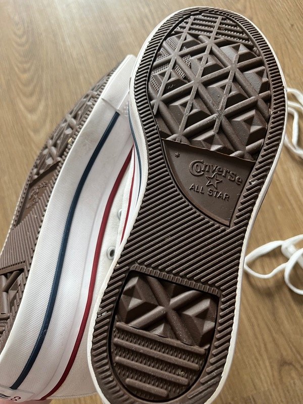 Converse, foto 4 de 6