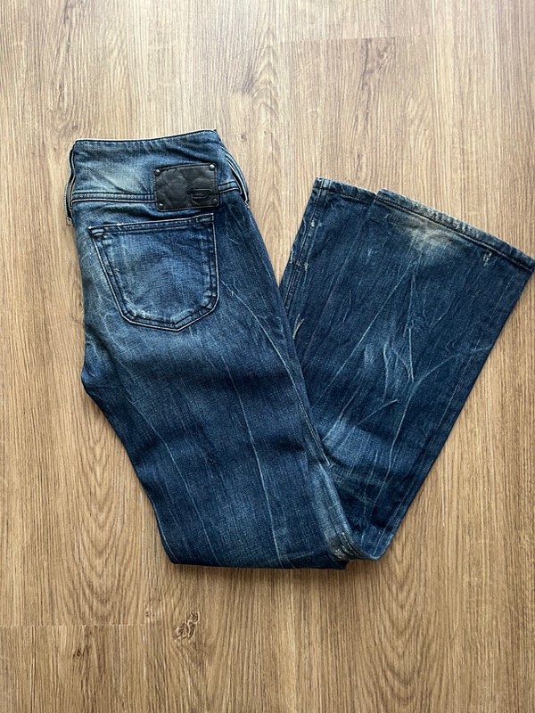 Diesel talle 28