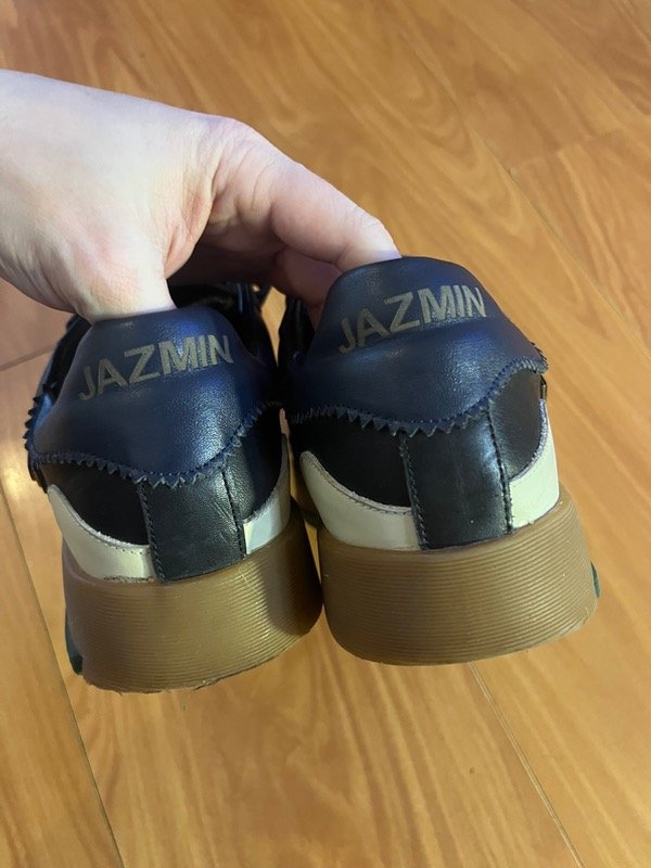 Jazmín Chebar, foto 4 de 5