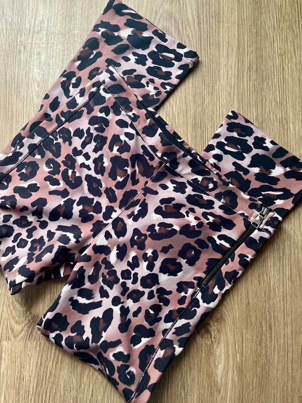 Jazmin Chebar talle 42