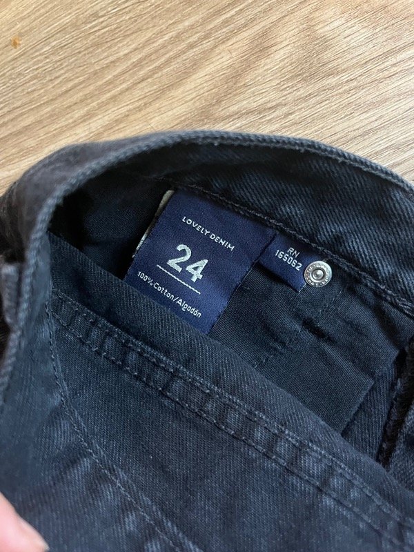 Lovely Denim, foto 4 de 4