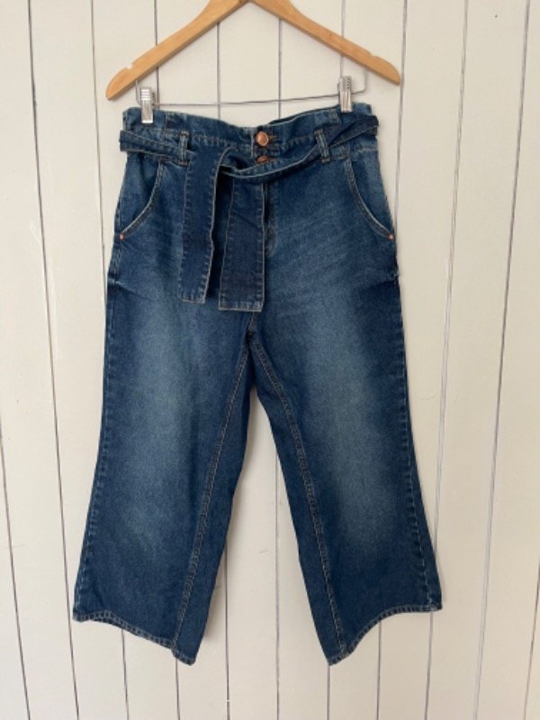 Millie talle 24