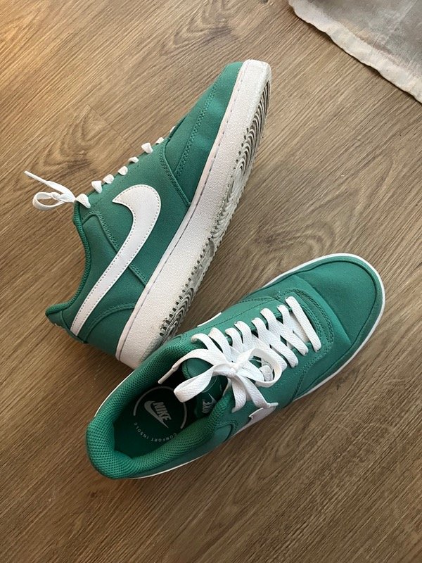 Nike, foto 3 de 7
