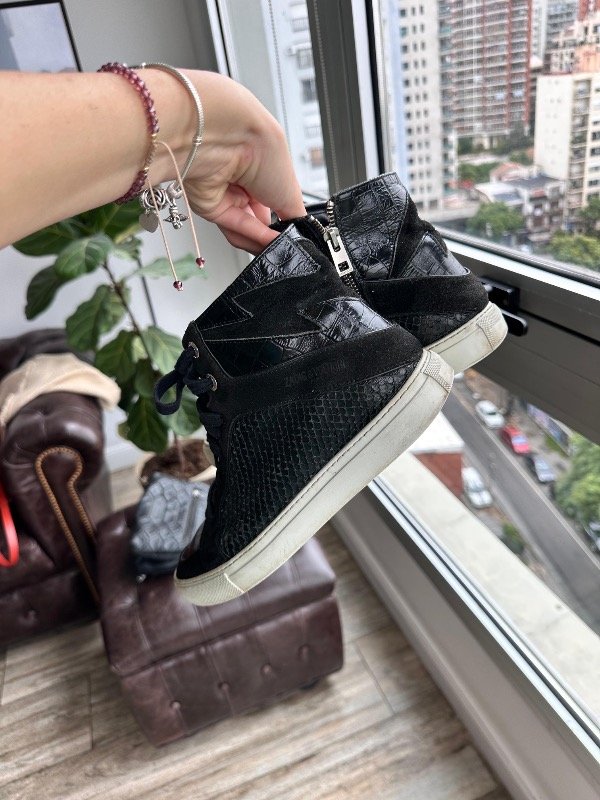 Zadig & Voltaire, foto 3 de 3